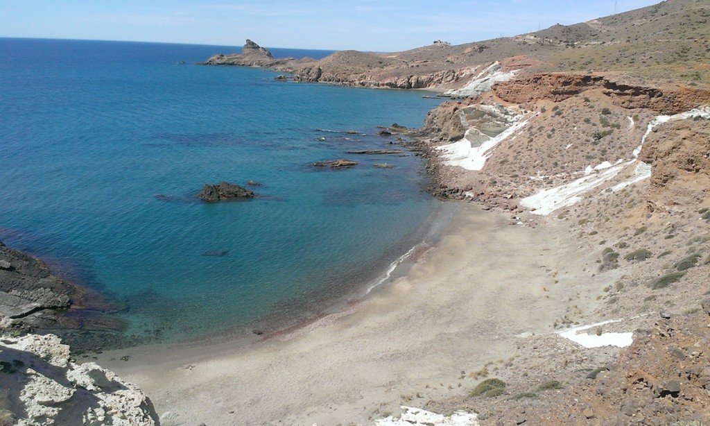 Cala Rajá también desierta